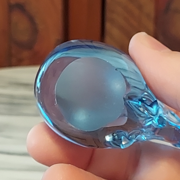 Blue Glass Bunny - Picture 11 of 12
